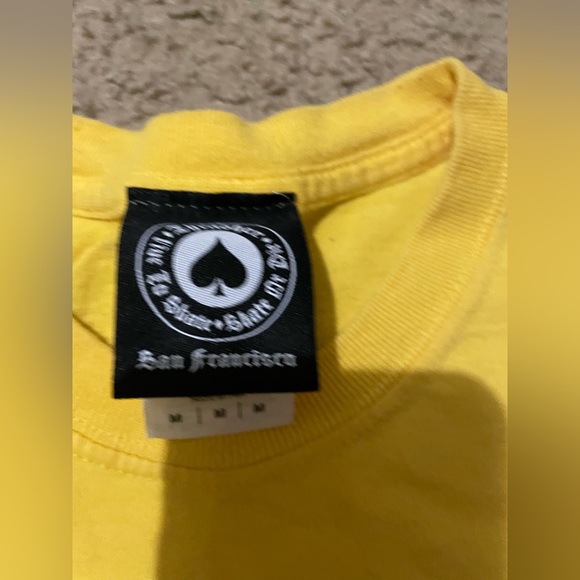 Yellow Thrasher T-shirt size Medium - Picture 3 of 3